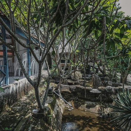 Reddoorz Near Pantai Florida Anyer Hotel Serang Eksteriør billede