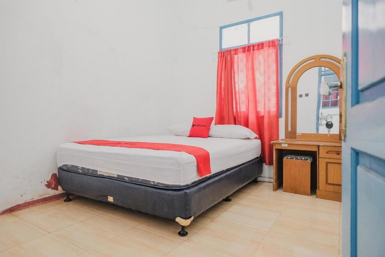 Reddoorz Near Pantai Florida Anyer Hotel Serang Eksteriør billede
