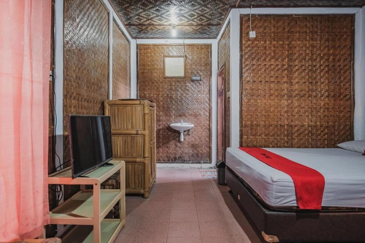 Reddoorz Near Pantai Florida Anyer Hotel Serang Eksteriør billede