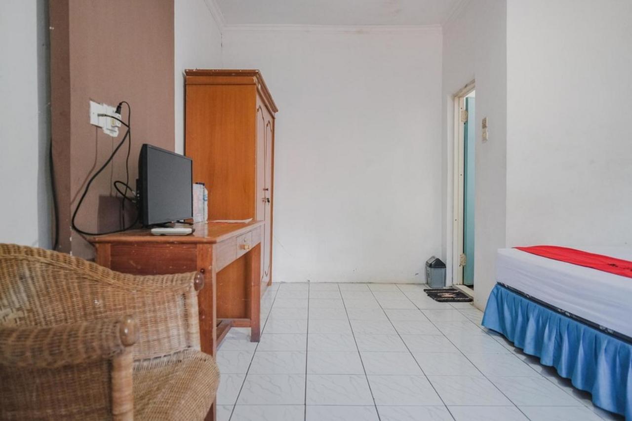 Reddoorz Near Pantai Florida Anyer Hotel Serang Eksteriør billede