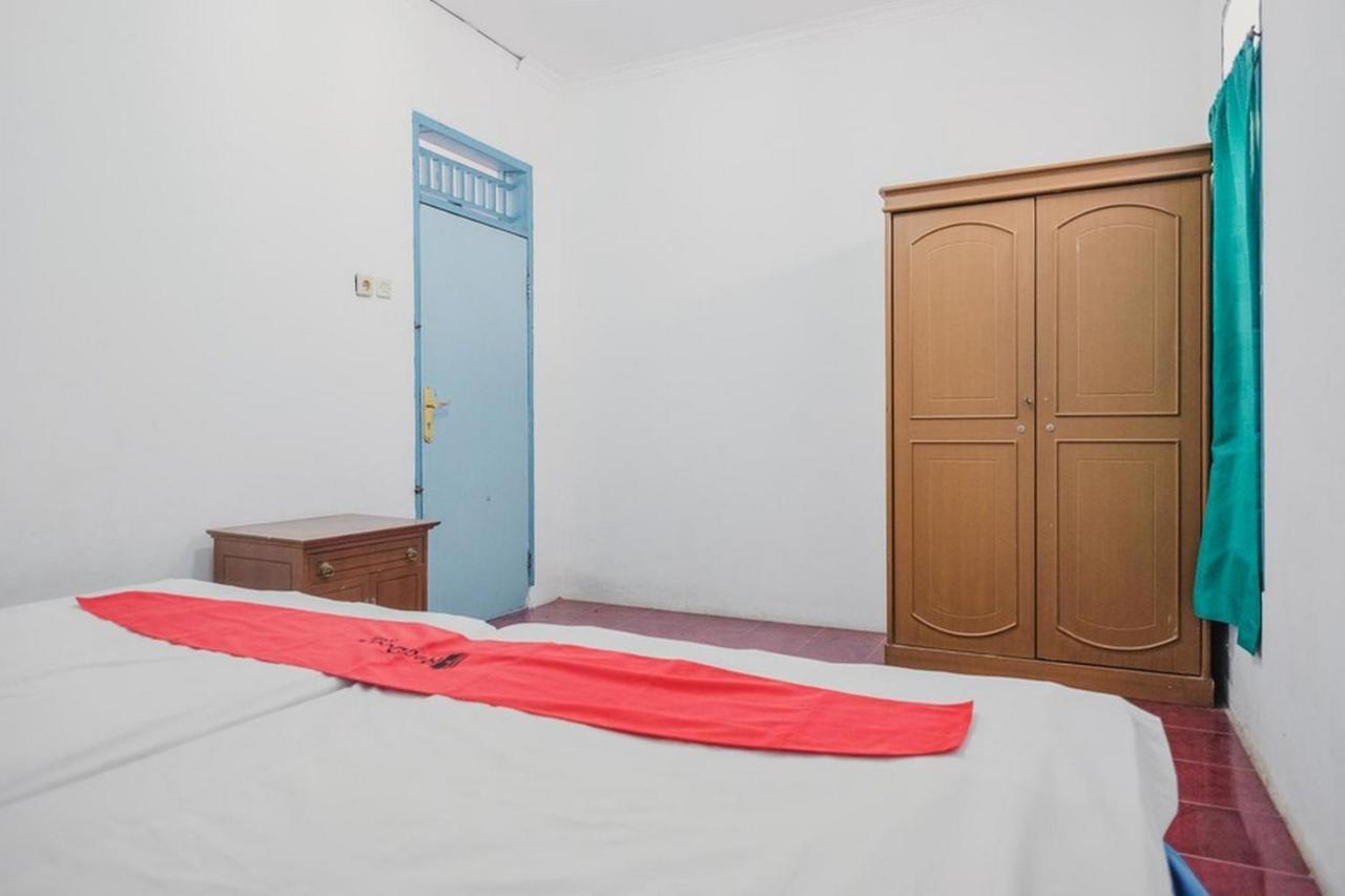 Reddoorz Near Pantai Florida Anyer Hotel Serang Eksteriør billede