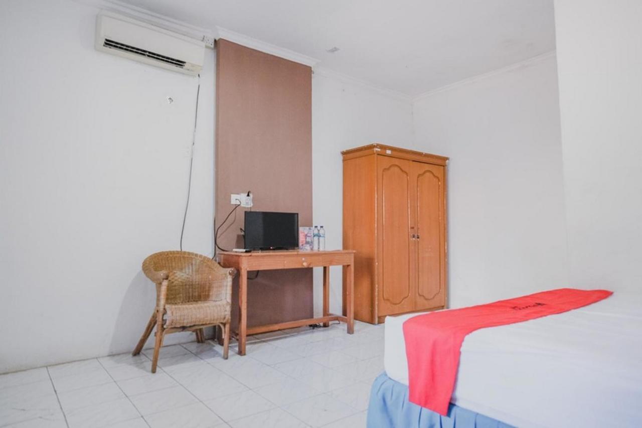 Reddoorz Near Pantai Florida Anyer Hotel Serang Eksteriør billede